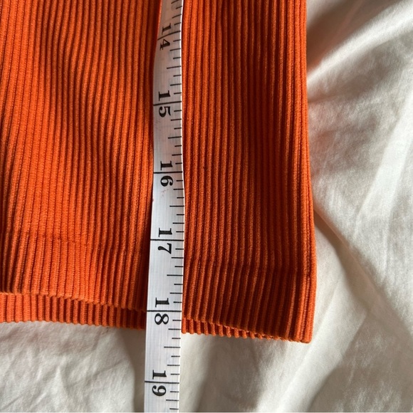 Aritzia Sunday Best Womens XS Orange Sinchseamless Rib Willow T-Shirt - Picture 2 of 6